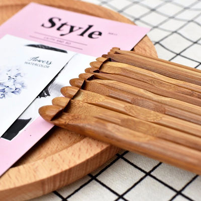 Ergonomic Wooden Bamboo Crochet Hook Set 8 Pieces For Beginner
